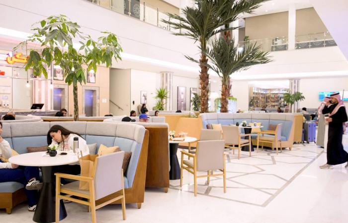 السعودية:
      تدمير
      9
      مسيَّرات
      فور
      دخولها
      أجواءنا