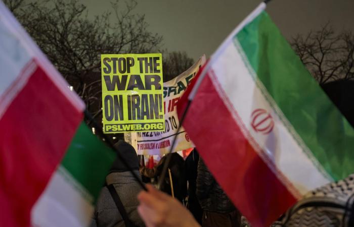 استطلاع CNN يظهر: 59% من الأمريكيين يرفضون التدخل العسكري في إيران