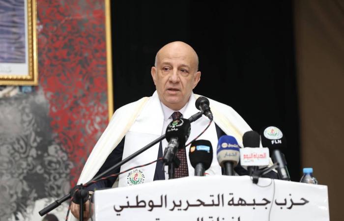 غضب
      مصري
      وتساؤلات
      عن
      أسباب
      الضم
      لقائمة
      «المغادرة
      الأميركية»