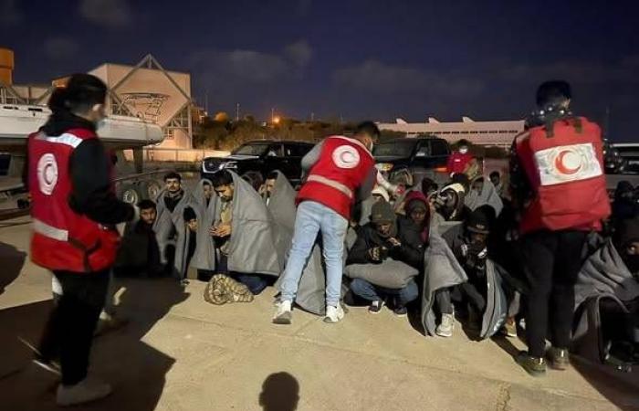 نجاة
      116
      مهاجراً
      من
      الغرق
      قبالة
      سواحل
      طبرق
      الليبية