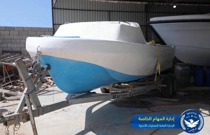 نجاة
      116
      مهاجراً
      من
      الغرق
      قبالة
      سواحل
      طبرق
      الليبية