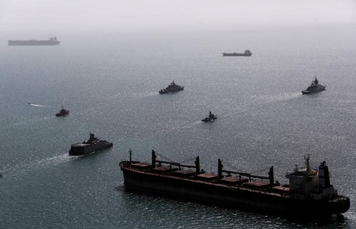 موسكو
      تحذر
      من
      انفلات
      «نووي»
      محتمل
      في
      المنطقة