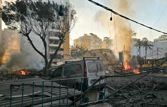 لبنان:
      قرار
      حظر
      أنشطة
      «حزب
      الله»
      أمام
      الاختبار
      القانوني
      والميداني