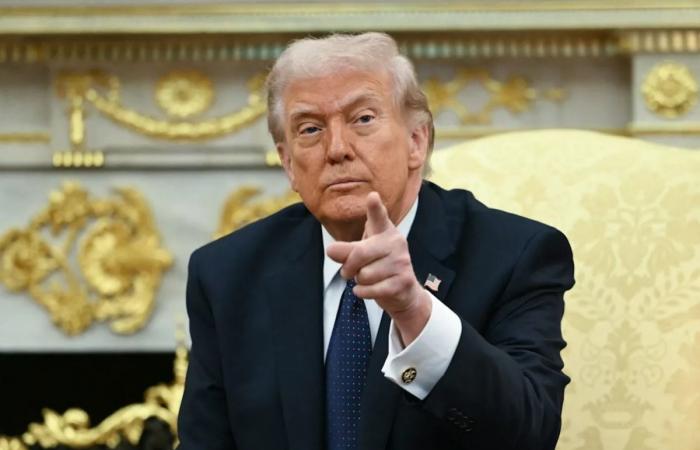 ترامب: إيران لم تعد لديها أي حماية جوية.. وأسعار النفط ستعود للانخفاض