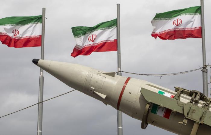 مصادر: إيران أرسلت لواشنطن بشأن محادثات محتملة لإنهاء الحرب.. ومسؤولون أمريكيون: لا مفاوضات جارية