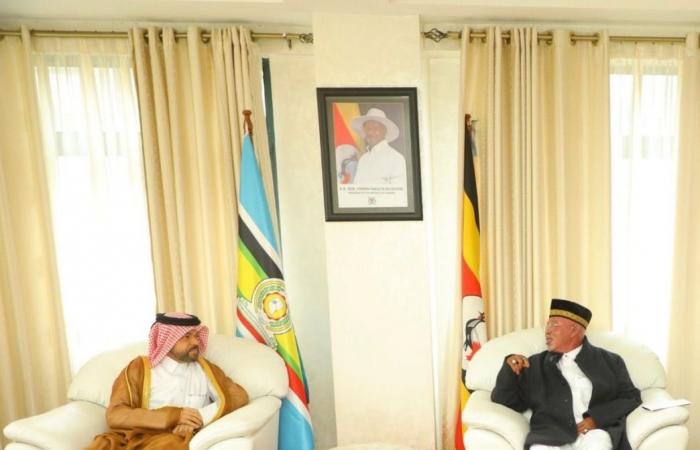 وزير خارجية أوغندا يجتمع مع سفير دولة قطر