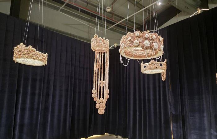 المتحف
      السعودي
      للفن
      المعاصر
      يحتفل
      بليلة
      العمر