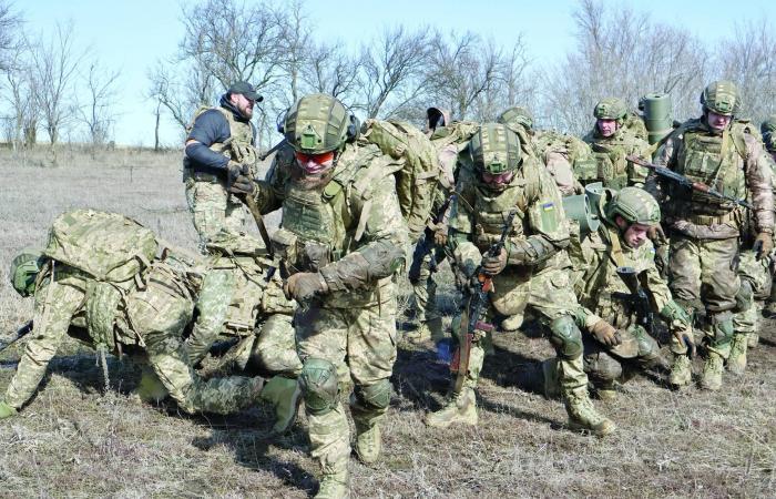 ماكرون
      يحث
      إسرائيل
      ولبنان
      على
      خفض
      التصعيد