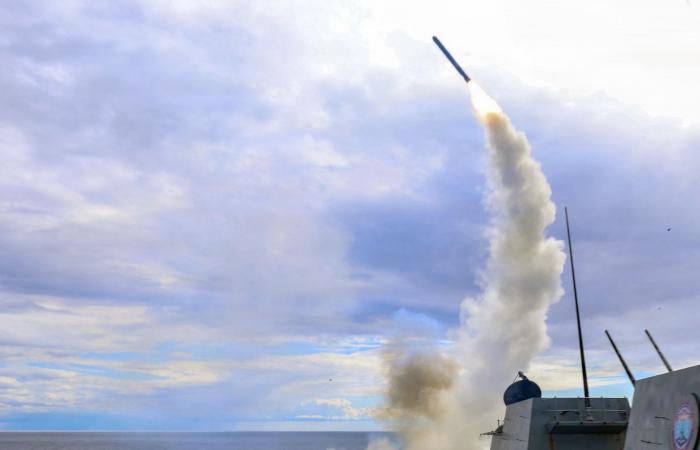 مصدران لـCNN: مدمّرة أمريكية اعترضت الصاروخ الإيراني الذي كان متّجهًا نحو تركيا