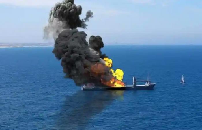 انفجار ناقلة غاز روسية وغرقها قبالة سواحل ليبيا كانت في طريقها إلى مصر