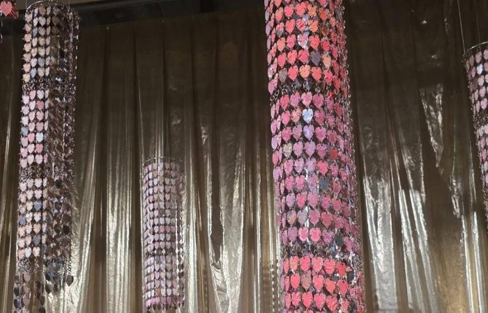 المتحف
      السعودي
      للفن
      المعاصر
      يحتفل
      بليلة
      العمر