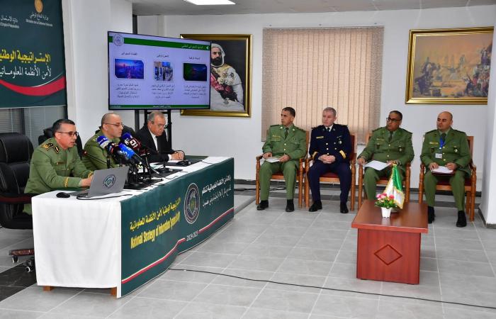 تونس:
      سجن
      قاضٍ
      23
      عاماً
      في
      قضية
      اغتيال
      شكري
      بلعيد