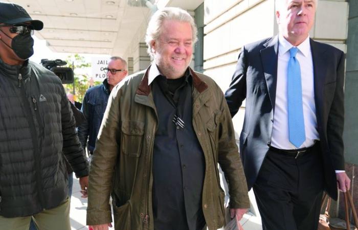 ترمب
      يحاول
      «تبريد»
      الغليان
      في
      قاعدته
      حيال
      الحرب