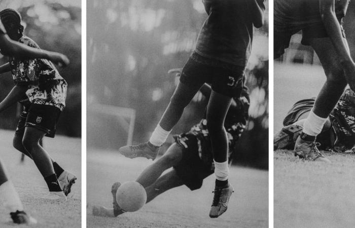 مساحة للحرية.. مصور يوثق شغف لاعبات كرة القدم في الكاميرون