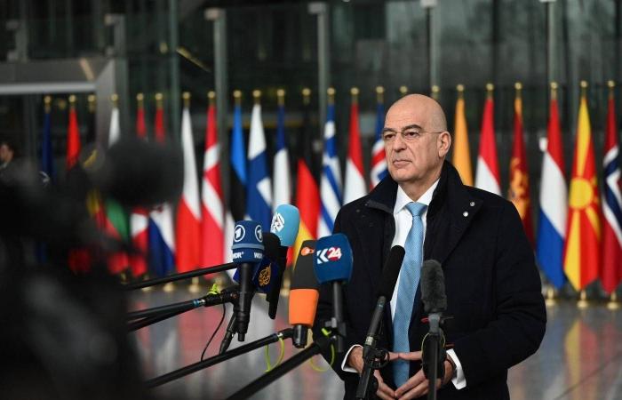 تركيا
      تحذر
      من
      المساس
      بوضع
      جزر
      بحر
      إيجه
      منزوعة
      السلاح