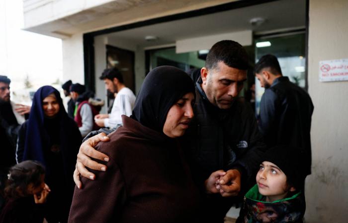 سوريا
      تُطمئن
      لبنان:
      حشودنا
      على
      الحدود
      دفاعية