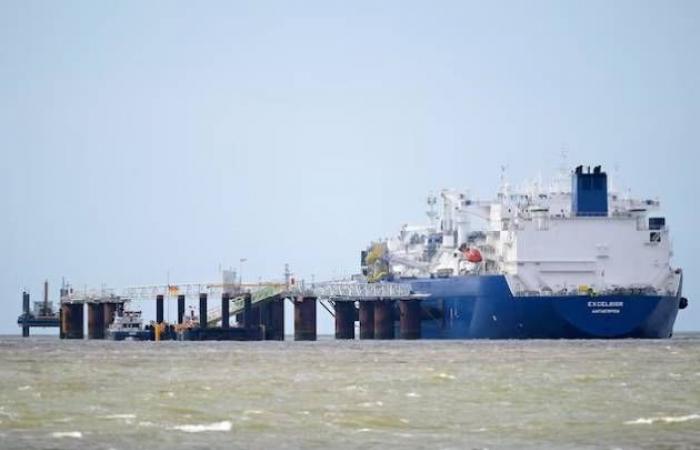 تعثُّر
      الأسهم
      الأوروبية
      وسط
      «ضبابية
      الشرق
      الأوسط»
      ونتائج
      الشركات
      المتباينة