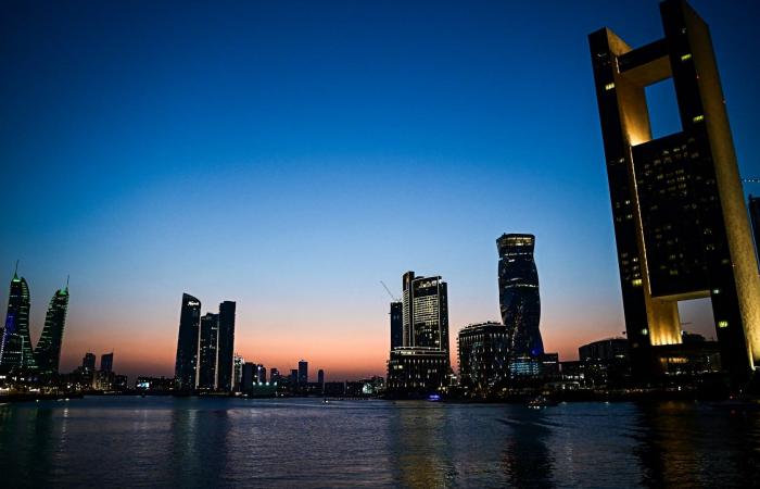 البحرين: اندلاع حريق محدود في إحدى وحدات مصفاة بابكو نتيجة هجوم صاروخي إيراني