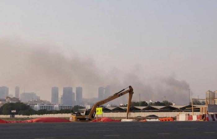 بحارة
      في
      اليونان
      يعلنون
      الإضراب
      تضامناً
      مع
      زملائهم
      في
      الخليج
      بسبب
      الحرب