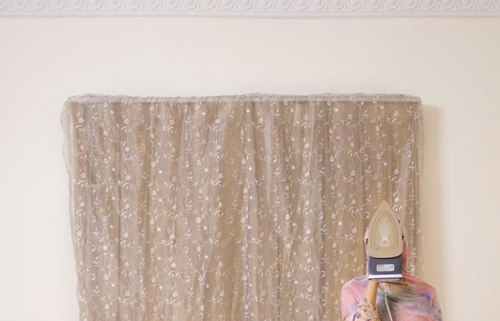 نساء بوجوه مخفية..صور تُظهر ضغوط المجتمع التي تلاحق النساء