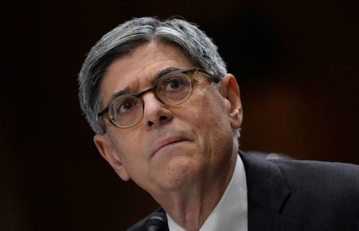 وزير الخزانة الأمريكي الأسبق يُفصح لـCNN عن أكبر مخاوفه بشأن الصراع مع إيران