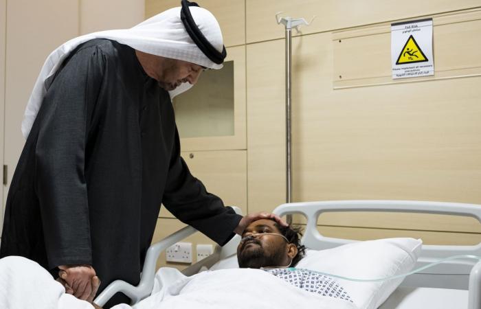 "سلامتكم و سلامة كل من يعيش في الإمارات مسؤولية وأمانة".. محمد بن زايد لمصابي الهجمات الإيرانية