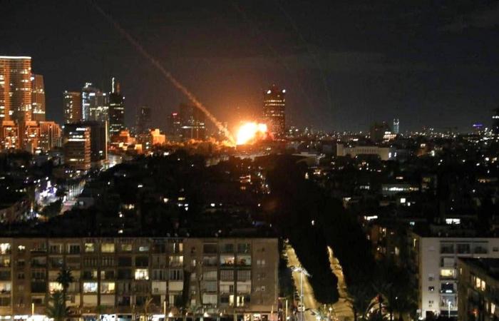 الجيش
      الإسرائيلي
      يتهم
      إيران
      باستخدام
      ذخائر
      عنقودية