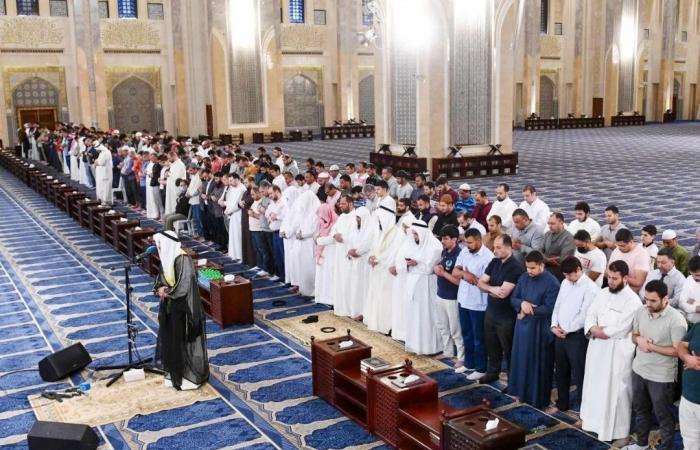 الكويت تعلن عودة صلاتي التراويح والقيام اعتباراً من الليلة