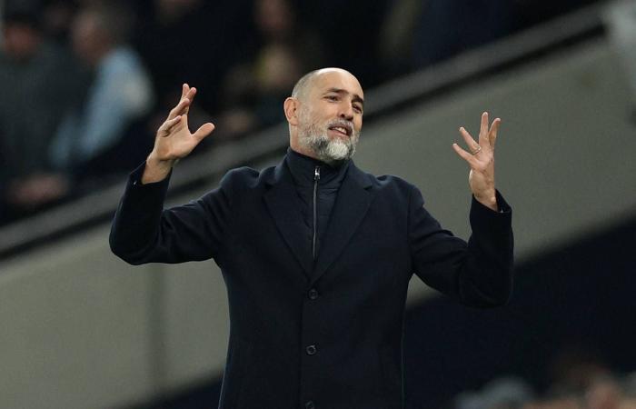 الدوري
      الألماني:
      دورتموند
      يعزز
      الوصافة
      بثنائية
      في
      كولن