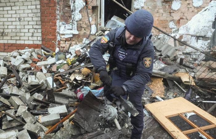 الشرطة
      النرويجية:
      سماع
      دوي
      انفجار
      قوي
      بالقرب
      من
      السفارة
      الأميركية
      في
      أوسلو 