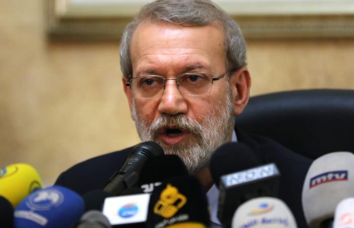 "إيران ليست فنزويلا".. لاريجاني مُحذرًا ترامب: "لن تذهب قبل دفع الثمن"