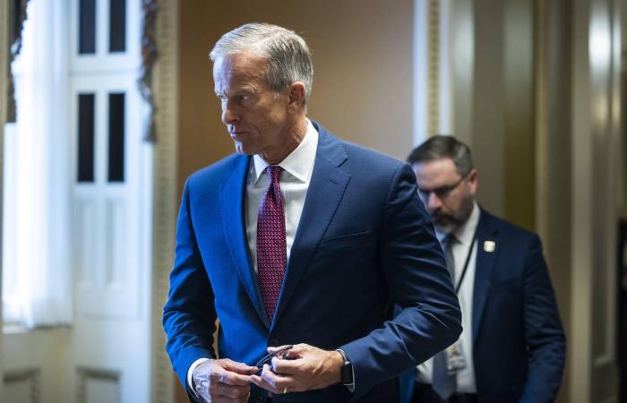 ترمب:
      دمرنا
      42
      سفينة
      تابعة
      للبحرية
      الإيرانية
      خلال
      3
      أيام