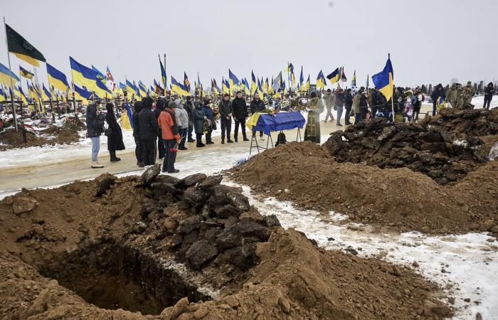 أوروبا
      تعزّز
      انتشارها
      العسكري
      وتبحث
      «تحالفاً
      بحرياً»