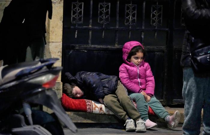 «كورنيش
      صيدا»...
      مأوى
      النازحين
      من
      الجنوب