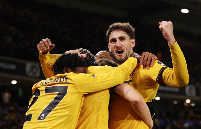 بيبيانا
      شتينهاوس:
      التمثيل
      النسائي
      بين
      حكام
      كرة
      القدم
      أمر
      مهم
      للغاية