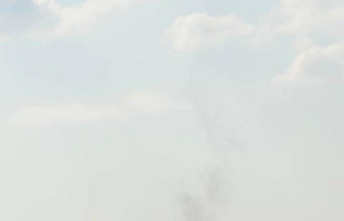 إسرائيل
      توسع
      ضرب
      مواقع
      الصواريخ...
      وإيران
      ترد
      برشقات