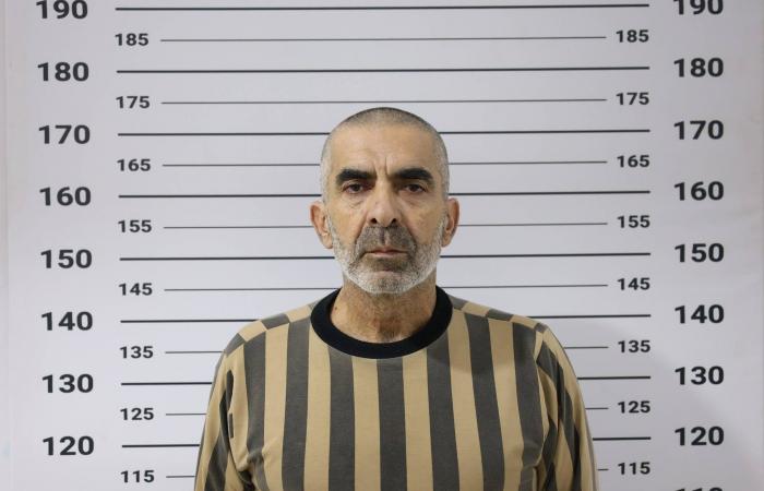 «الداخلية»
      السورية
      تبث
      جانباً
      من
      اعترافات
      عناصر
      في
      «سرايا
      الجواد»