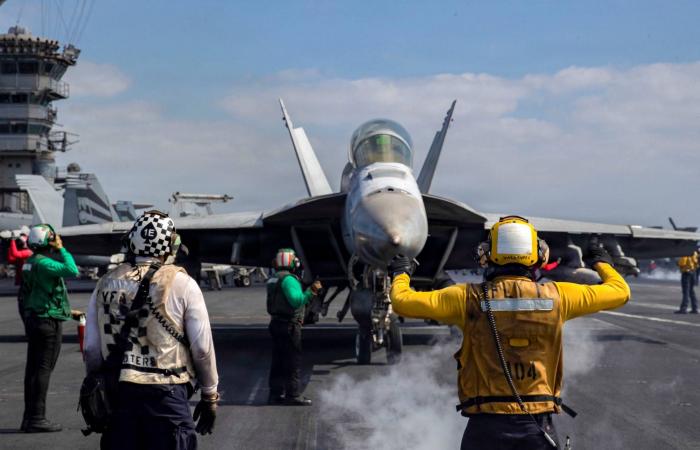 الهجوم
      أوقع
      175
      قتيلاً...
      فيديو
      يُظهر
      سقوط
      صاروخ
      أميركي
      قرب
      مدرسة
      بإيران