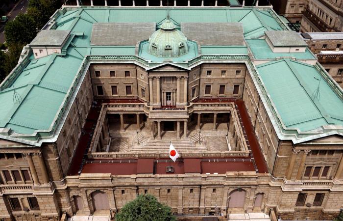 كيف
      بعثرت
      توترات
      الشرق
      الأوسط
      أوراق
      البنوك
      المركزية
      العالمية؟