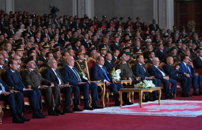 السيسي
      يطالب
      بإعطاء
      فرصة
      لوقف
      الحرب
      الإيرانية