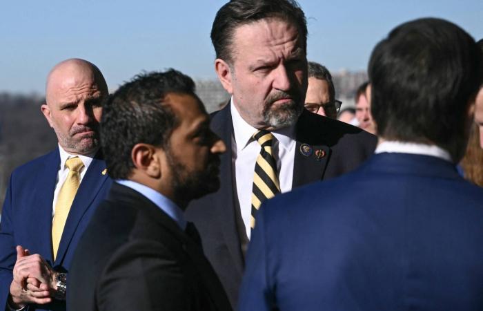 اتهامات
      أميركية
      لإيران
      بـ«أخذ
      العالم
      رهينة»