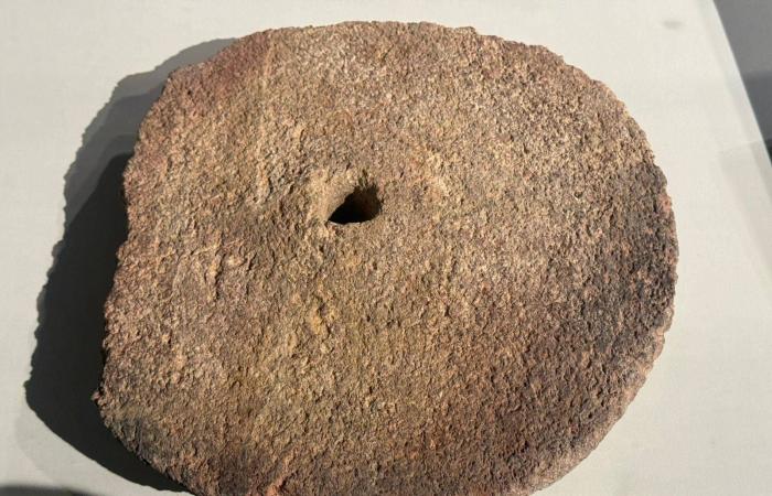 «لجنة
      الدراما»
      بمصر
      تنتقد
      إقحام
      حياة
      الفنانين
      في
      مسلسلات
      رمضان