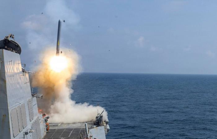 تقارير:
      أميركا
      تستعد
      لشحن
      أسلحة
      من
      كوريا
      الجنوبية
      إلى
      الشرق
      الأوسط