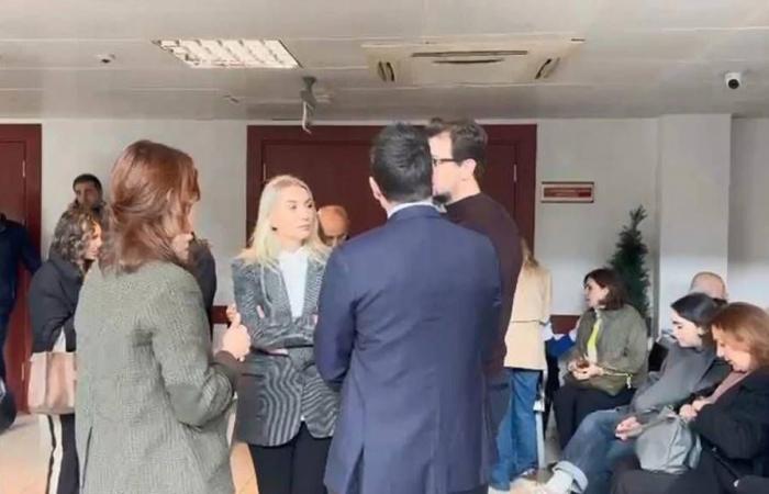 فرنسا
      تطلب
      اجتماعاً
      طارئاً
      لمجلس
      الأمن
      وماكرون
      يواصل
      حراكه
      لإنقاذ
      لبنان