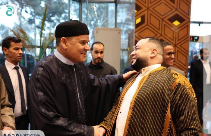 «الدولة»
      الليبي
      يدعو
      الجهات
      الرقابية
      إلى
      «ضبط
      المتورطين»
      في
      مخالفات
      مالية