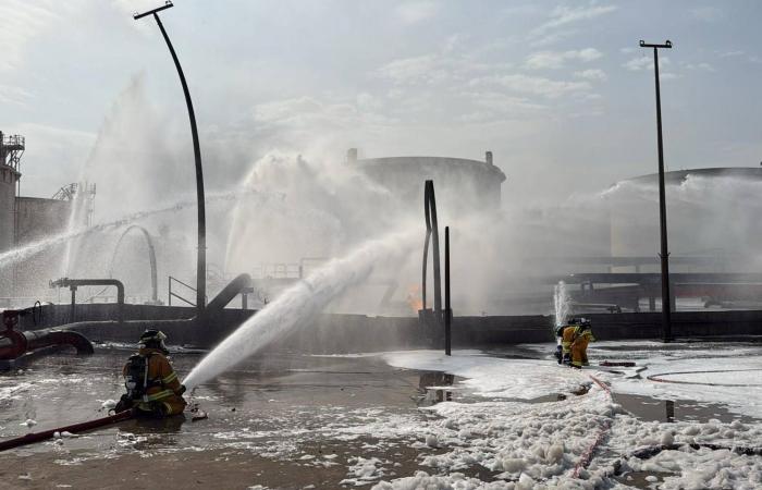 السعودية
      تشارك
      في
      اجتماع
      عربي
      إسلامي
      أوروبي
      لمناقشة
      اعتداءات
      إيران