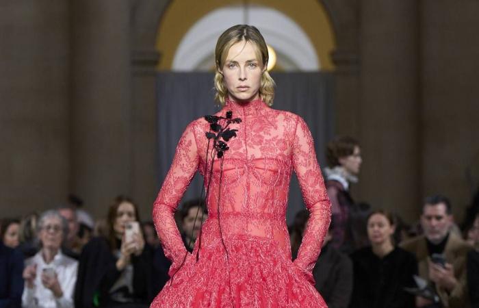 عرض
      «إيرديم»
      لخريف
      وشتاء
      2026...
      بين
      الذكرى
      والذكريات