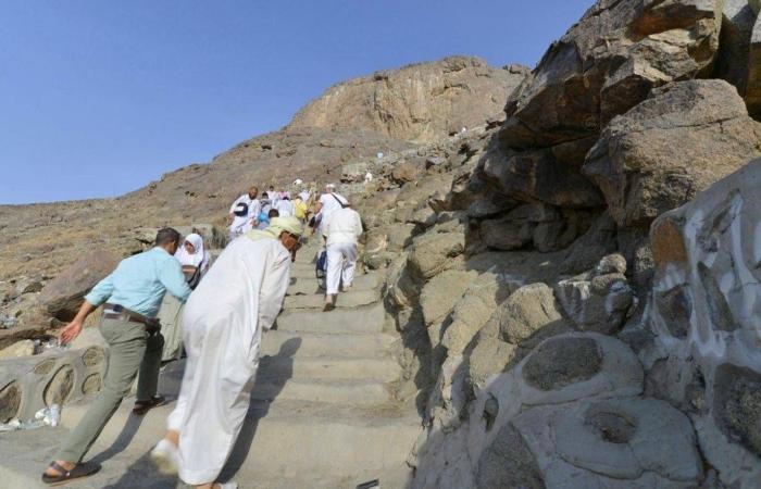 «ذاكرة
      مكة»
      تجربة
      حيّة
      حول
      المواقع
      التاريخية
      تستعيد
      ذاكرة
      المكان
      وآثاره
      الباقية