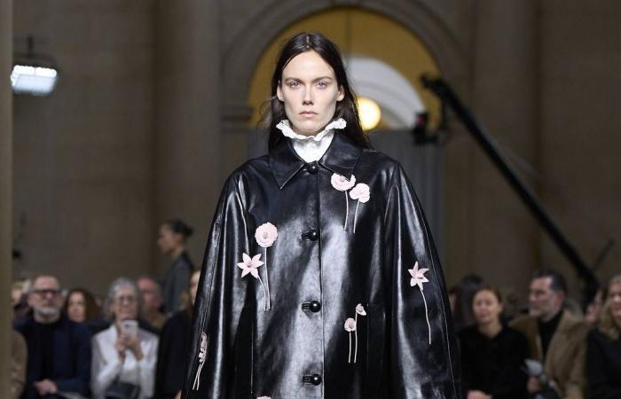 عرض
      «إيرديم»
      لخريف
      وشتاء
      2026...
      بين
      الذكرى
      والذكريات