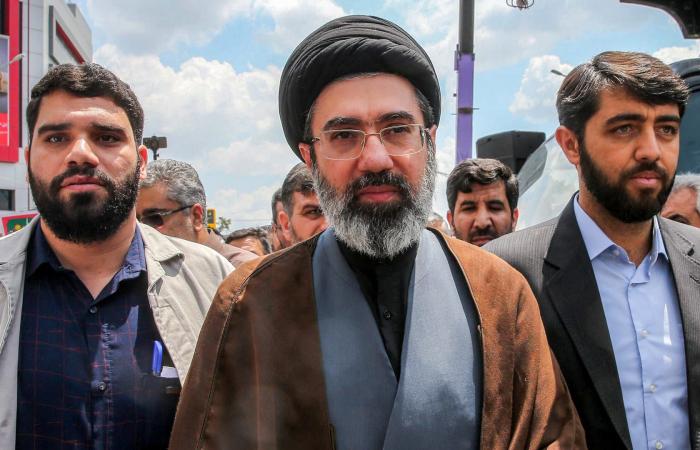 بعد انتخابه مرشدًا لإيران.. غموض يلف ظهور مجتبى خامنئي الأول